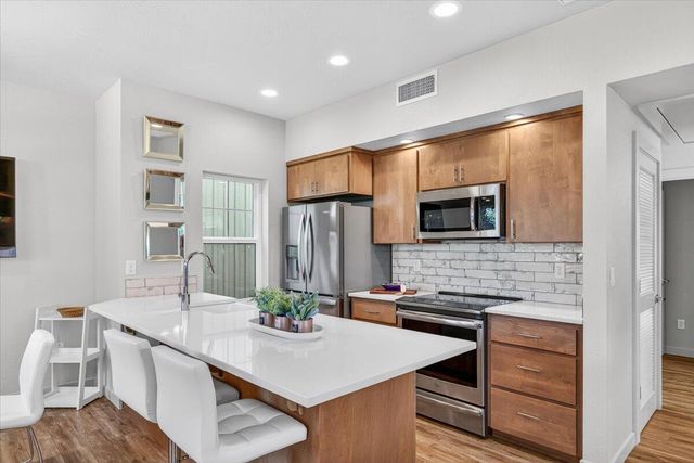 162 Mountain View Drive, Ashland, OR 97520