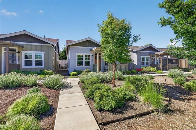 162 Mountain View Drive, Ashland, OR 97520