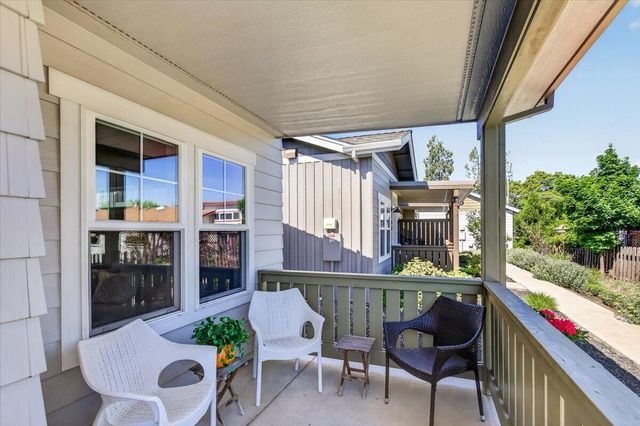 162 Mountain View Drive, Ashland, OR 97520
