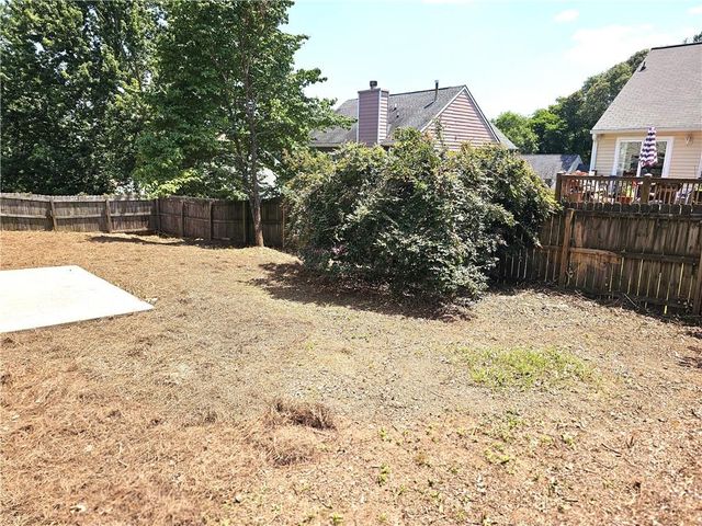 5018 Amber NW Way, Acworth, GA 30102