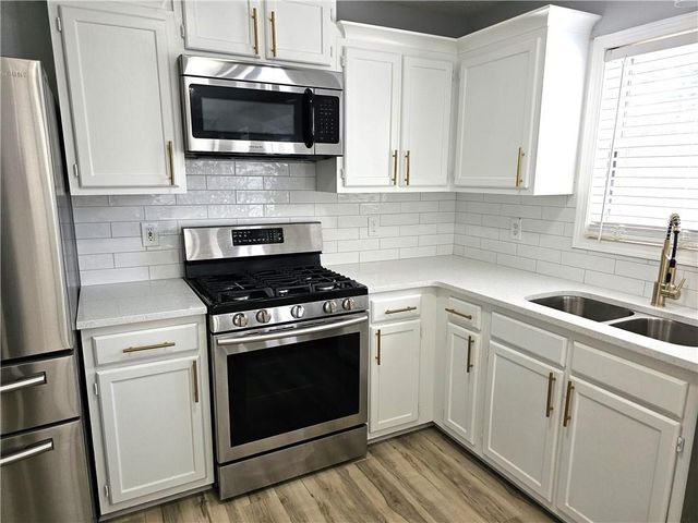 5018 Amber NW Way, Acworth, GA 30102