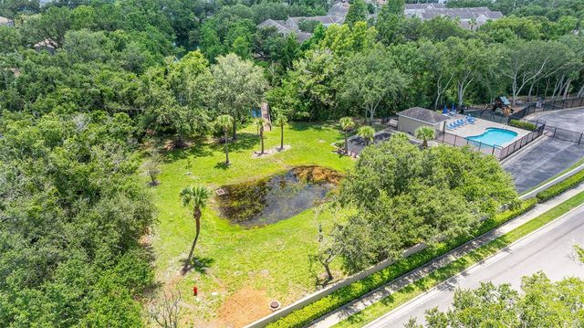 4310 FINCASTLE COURT, Tampa, FL 33624