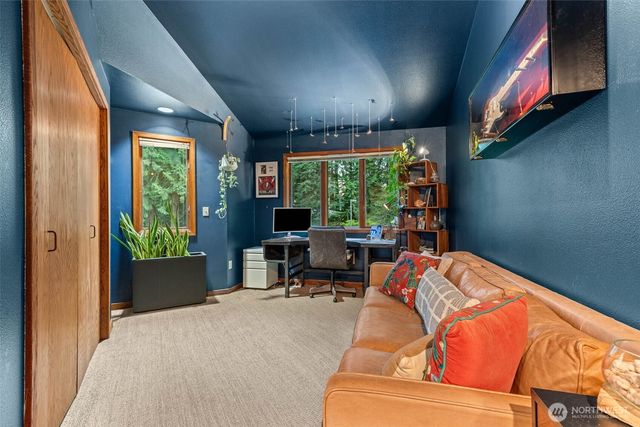 4205 64th Avenue NW, Gig Harbor, WA 98335