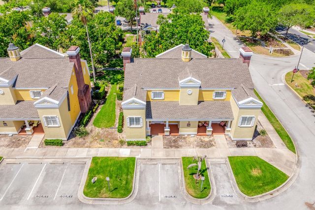 1302 SEVEN EAGLES COURT 1302, Reunion, FL 34747