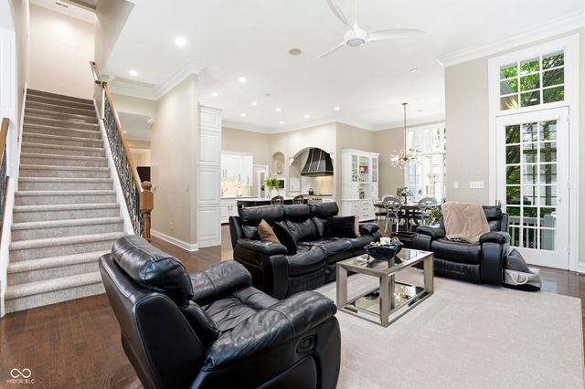 10500 Bishop Circle, Carmel, IN 46032