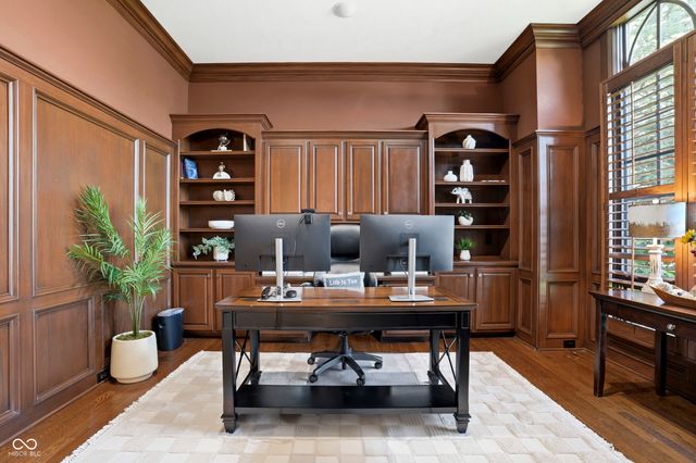 10500 Bishop Circle, Carmel, IN 46032