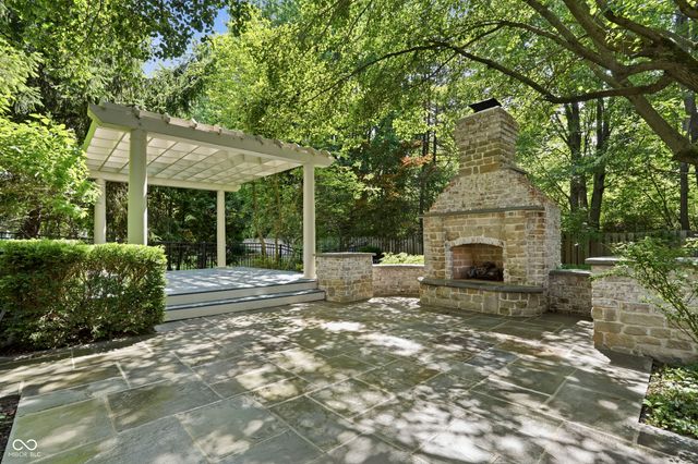 10500 Bishop Circle, Carmel, IN 46032