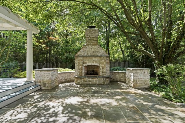 10500 Bishop Circle, Carmel, IN 46032