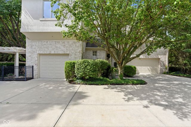 10500 Bishop Circle, Carmel, IN 46032