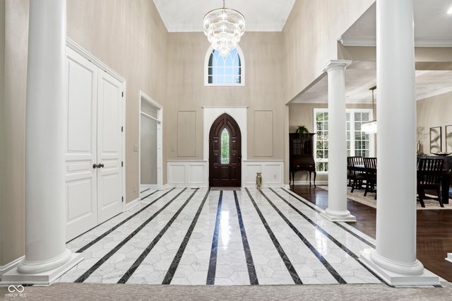 10500 Bishop Circle, Carmel, IN 46032