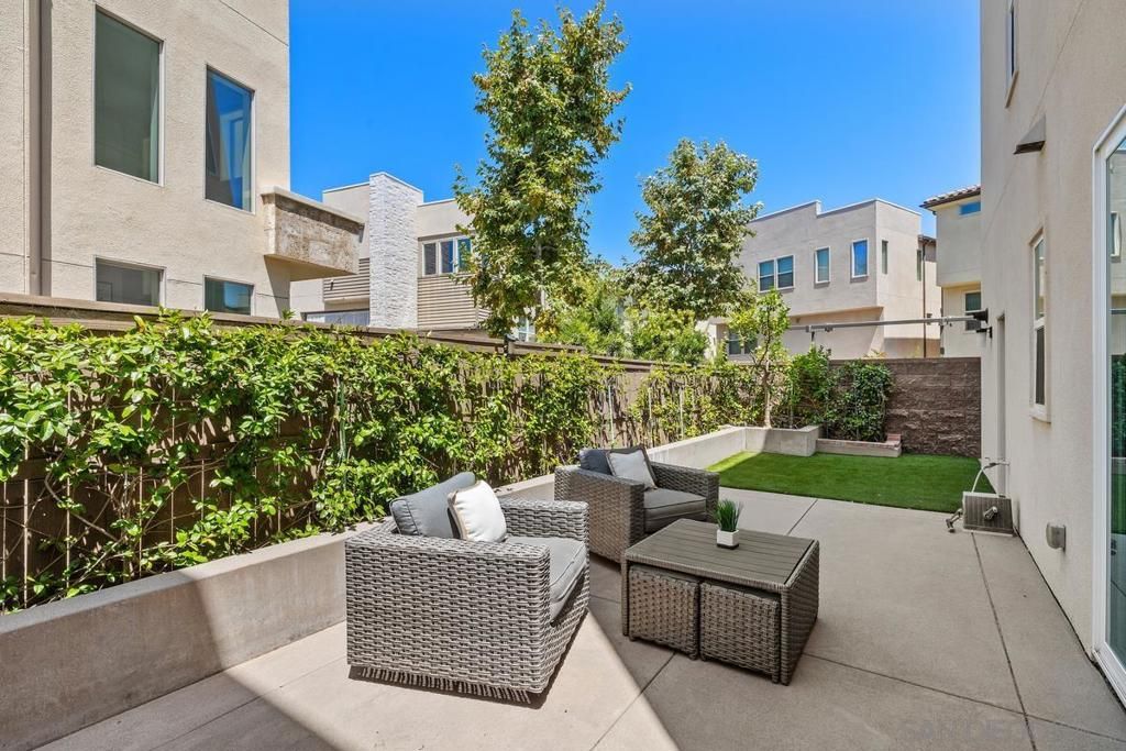 Image 21 of property listing at 15101 Lincoln Loop, San Diego, CA 92127