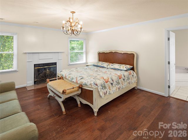 105 Braeside Circle, Asheville, NC 28803
