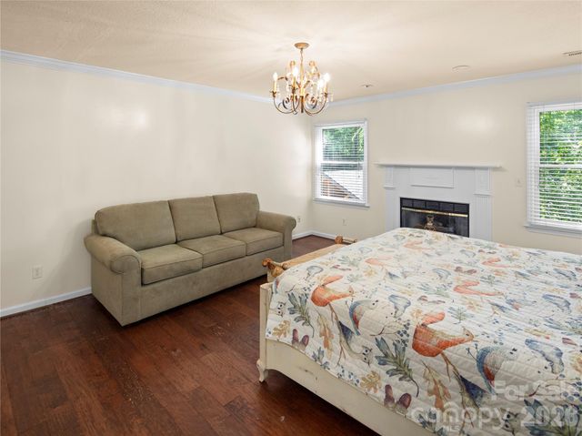 105 Braeside Circle, Asheville, NC 28803