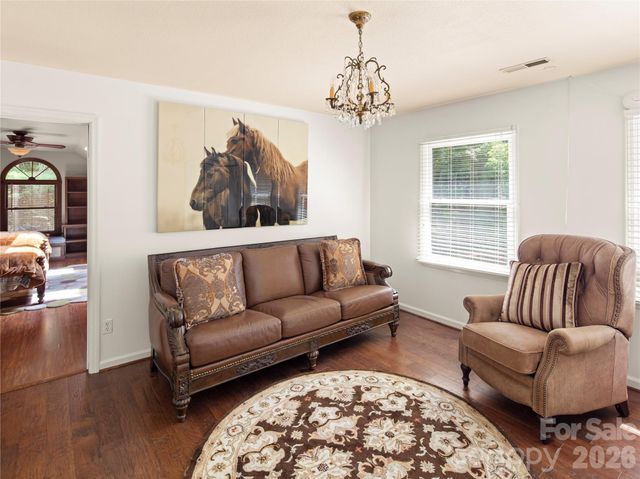 105 Braeside Circle, Asheville, NC 28803