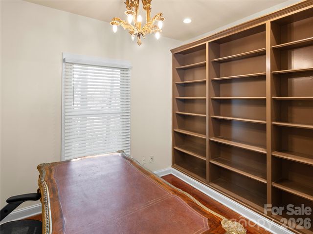 105 Braeside Circle, Asheville, NC 28803