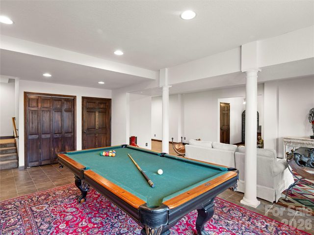 105 Braeside Circle, Asheville, NC 28803
