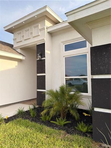 2308 E Sabinal Avenue, Hidalgo, TX 78557