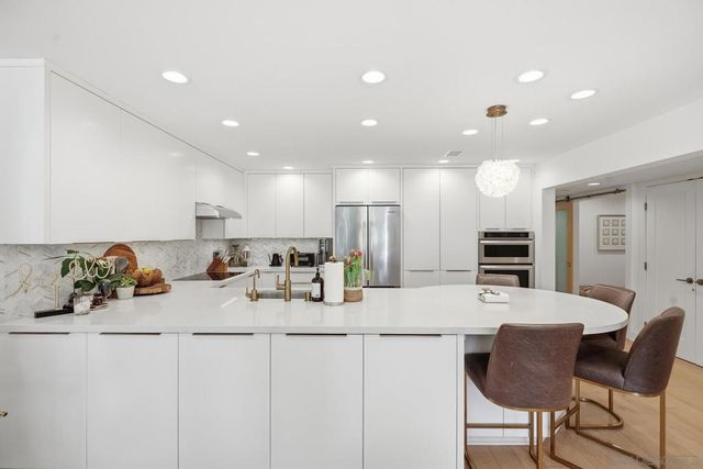 1155 Star Park Circle 1D, Coronado, CA 92118