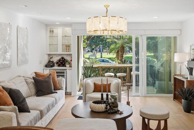 1155 Star Park Circle 1D, Coronado, CA 92118