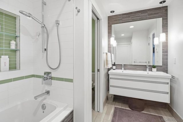 1155 Star Park Circle 1D, Coronado, CA 92118