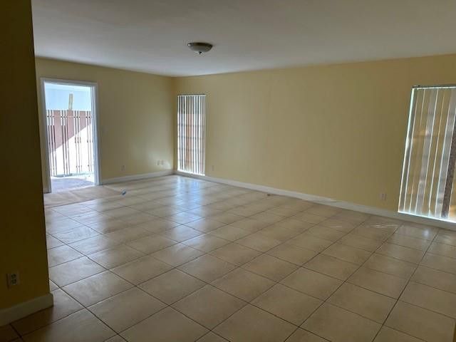 7013 NW 63RD Court, Tamarac, FL 33321