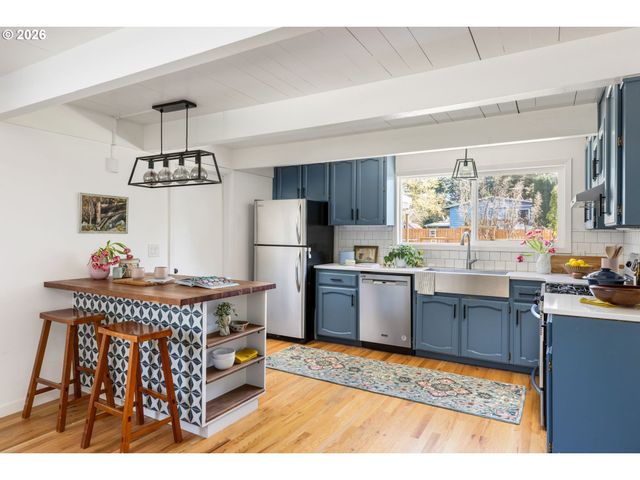 3308 Se 165TH Ave, Portland, OR 97236