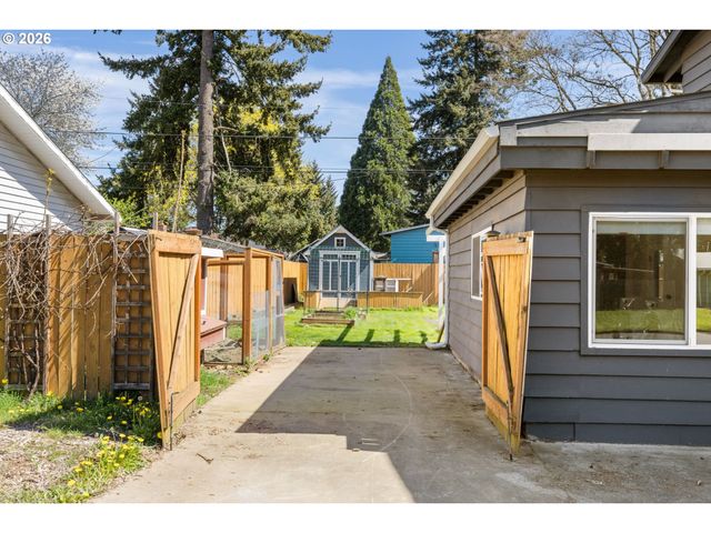 3308 Se 165TH Ave, Portland, OR 97236