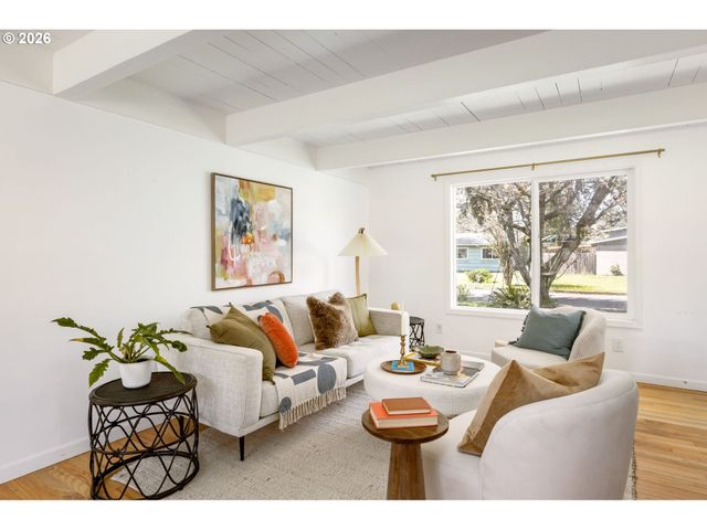 3308 Se 165TH Ave, Portland, OR 97236