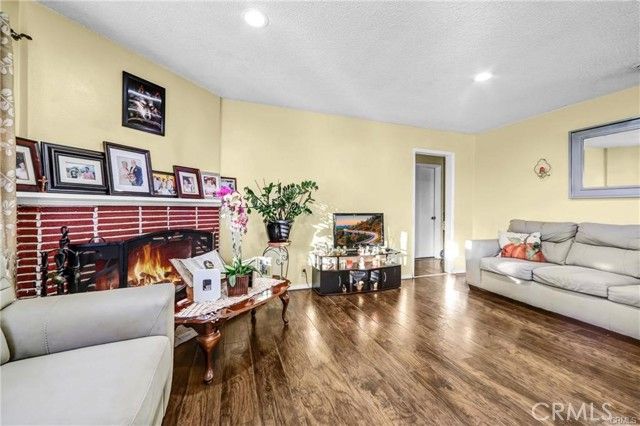 1380 Glen Avenue, Pasadena, CA 91103