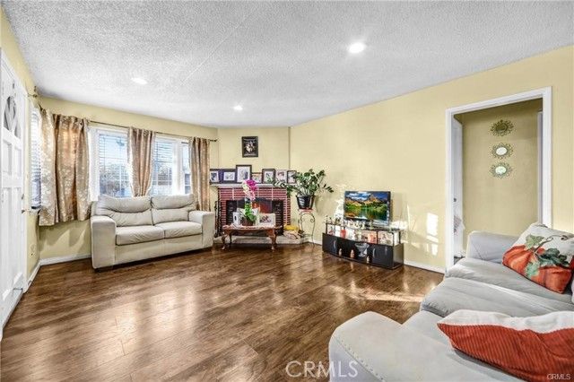 1380 Glen Avenue, Pasadena, CA 91103