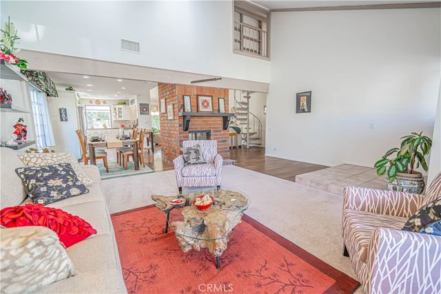 23514 Via Decano, Valencia, CA 91355