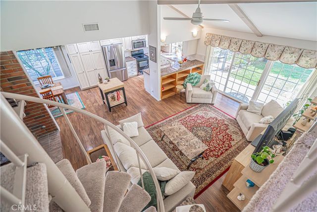 23514 Via Decano, Valencia, CA 91355