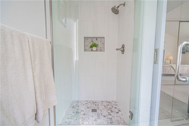 23514 Via Decano, Valencia, CA 91355