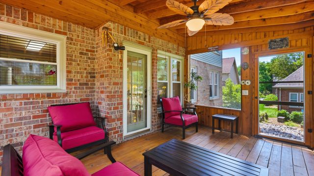 5424 Mainsail Dr, Hermitage, TN 37076