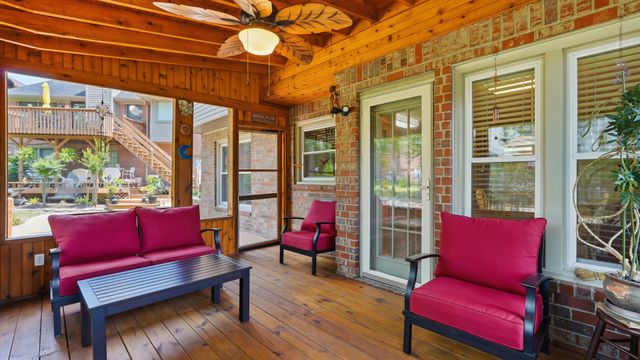 5424 Mainsail Dr, Hermitage, TN 37076