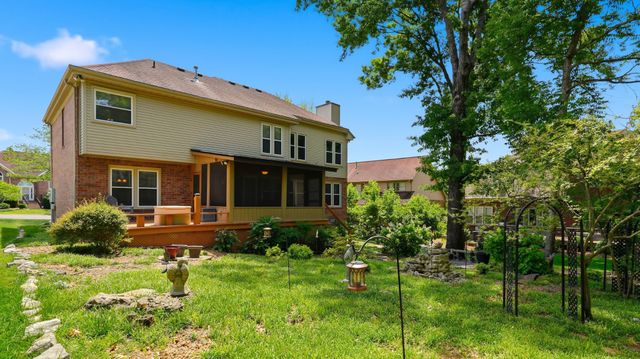 5424 Mainsail Dr, Hermitage, TN 37076