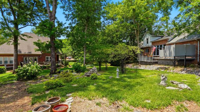 5424 Mainsail Dr, Hermitage, TN 37076