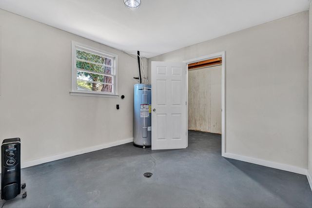 58 Lakeland CIR, Troutville, VA 24175