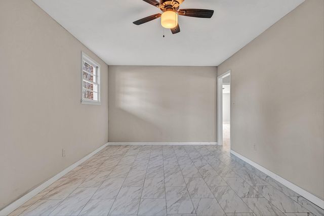 58 Lakeland CIR, Troutville, VA 24175