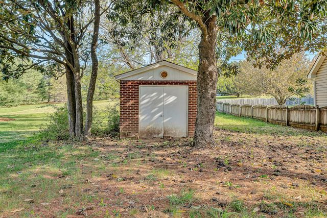 58 Lakeland CIR, Troutville, VA 24175