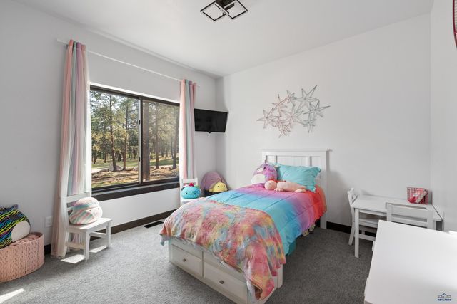 8231 MIRACLE RD, Rapid City, SD 57702