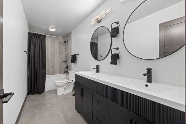 8231 MIRACLE RD, Rapid City, SD 57702