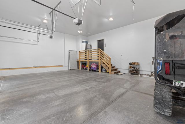 8231 MIRACLE RD, Rapid City, SD 57702
