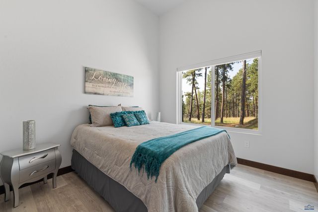 8231 MIRACLE RD, Rapid City, SD 57702
