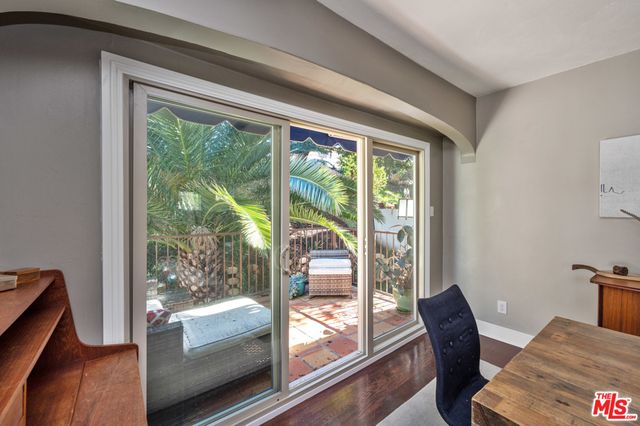 2146 Beachwood Terrace, Los Angeles, CA 90068