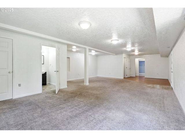 75137 ALDER Ln, Rainier, OR 97048