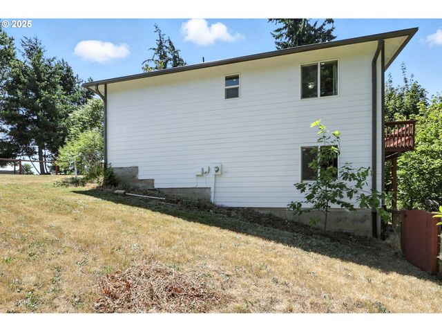 75137 ALDER Ln, Rainier, OR 97048