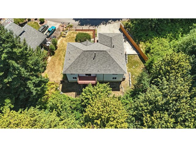 75137 ALDER Ln, Rainier, OR 97048