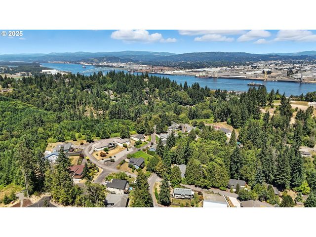 75137 ALDER Ln, Rainier, OR 97048