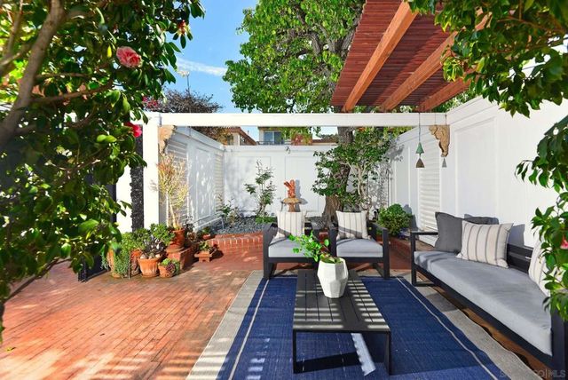 8348 Paseo Del Ocaso, La Jolla, CA 92037